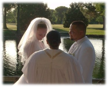 Ordained Minister Patricia performaing a marriage in Texas