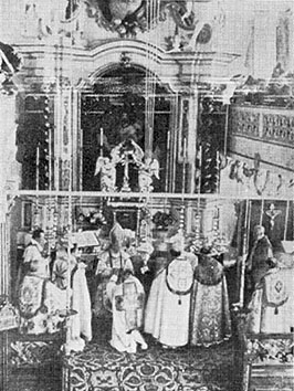 Arnold Harris Mathew being consecrated by Archbishop Gerardus Gul 1980. Photo from a Magazine